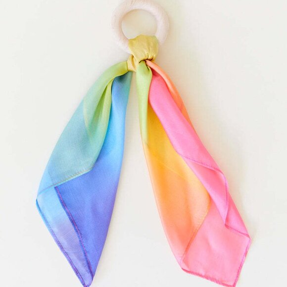 NWT Sarah's Silks Rainbow Wood Teether - Picture 2 of 2